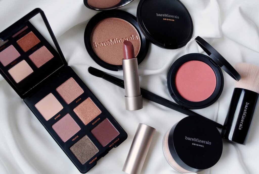 برند Bare Minerals